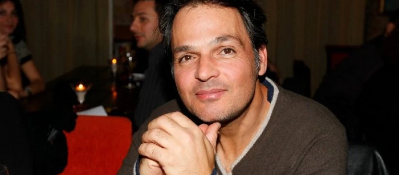 H τολμηρή φωτογράφιση του Σταμάτη Γαρδέλη με μια Μεξικάνα καλλονή το 1991